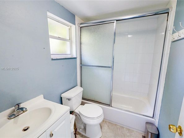 13829 SW 157th Ter, Miami FL 33177