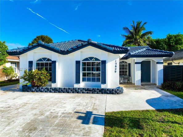 13829 SW 157th Ter, Miami FL 33177