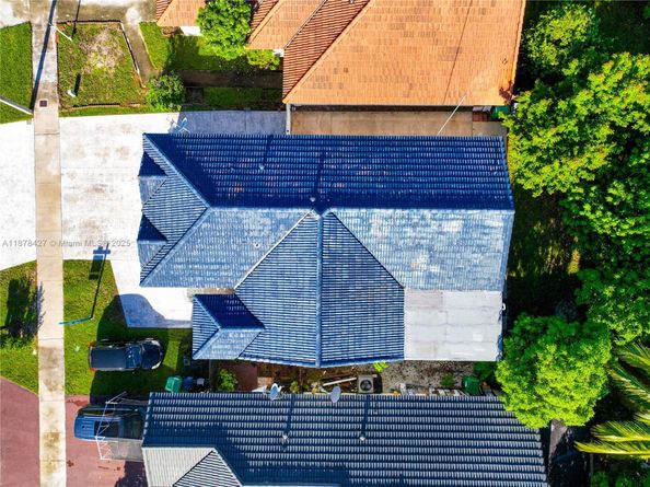 13829 SW 157th Ter, Miami FL 33177