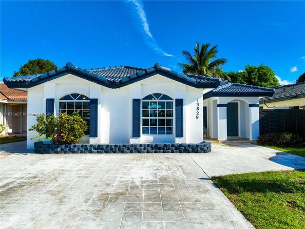 13829 SW 157th Ter, Miami FL 33177