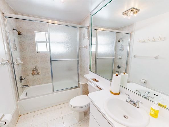 13829 SW 157th Ter, Miami FL 33177