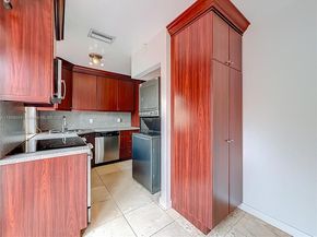 1485 Springside Dr, Weston FL 33326