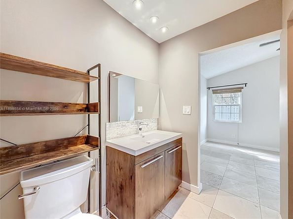 1485 Springside Dr, Weston FL 33326