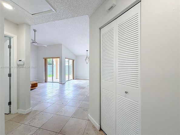 1485 Springside Dr, Weston FL 33326
