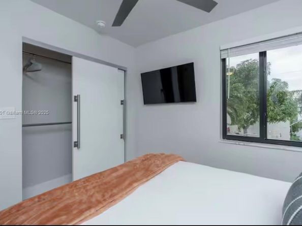 1721 SW 11th Ter, Miami FL 33135