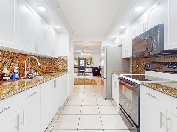 550 SW 137th Ave 104L, Pembroke Pines FL 33027