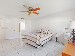 550 SW 137th Ave 104L, Pembroke Pines FL 33027