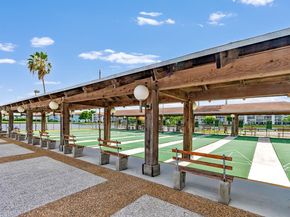 550 SW 137th Ave 104L, Pembroke Pines FL 33027