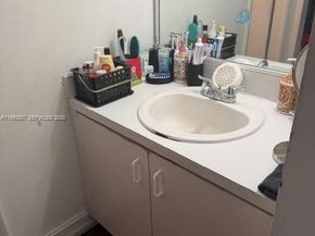 18820 NW 57th Ave 204, Hialeah FL 33015