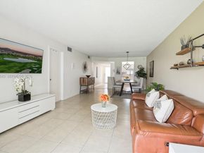 Undisclosed Address #A11941043, Pembroke Pines FL 33025