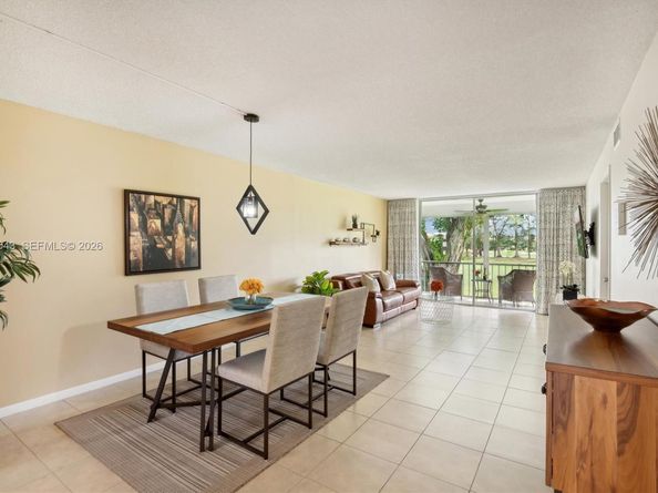 Undisclosed Address #A11941043, Pembroke Pines FL 33025