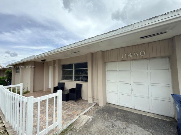11460 NW 37th St, Sunrise FL 33323