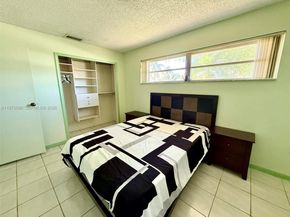 11460 NW 37th St, Sunrise FL 33323