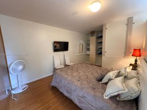 11460 NW 37th St, Sunrise FL 33323