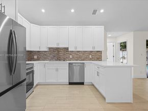 12680 Woodmill Dr, Palm Beach Gardens FL 33418