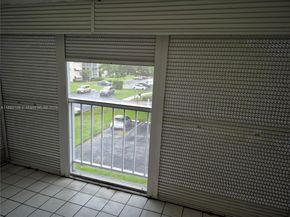 1201 Hillcrest Ct 302, Hollywood FL 33021
