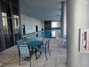 1600 NE 1st Ave 3017, Miami FL 33132