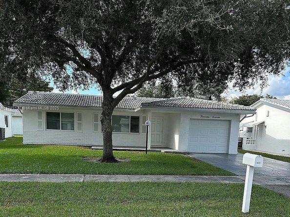 1411 NW 90th Dr, Plantation FL 33322