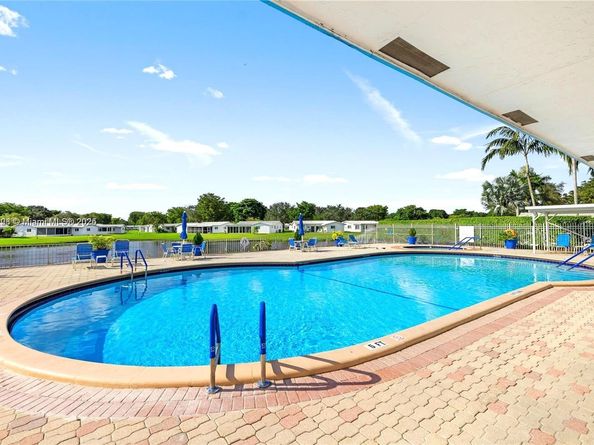 1411 NW 90th Dr, Plantation FL 33322