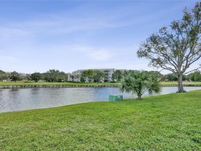 9451 Live Oak Pl 102, Davie FL 33324