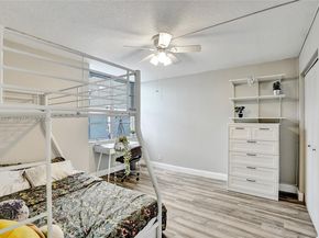 9451 Live Oak Pl 102, Davie FL 33324