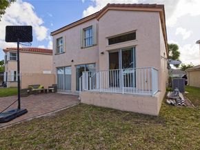 15343 NW 14th Rd, Pembroke Pines FL 33028