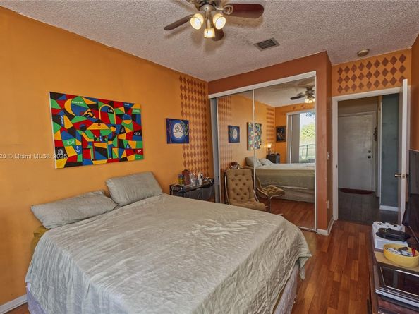 15343 NW 14th Rd, Pembroke Pines FL 33028