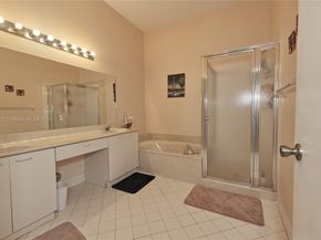 15343 NW 14th Rd, Pembroke Pines FL 33028