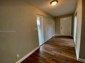 6105 Royal Poinciana Ln, Tamarac FL 33319