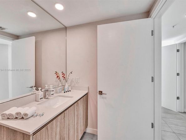 Undisclosed Address #A11769764, Miami FL 33137