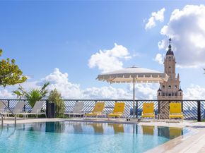 159 NE 6th St 3002, Miami FL 33132