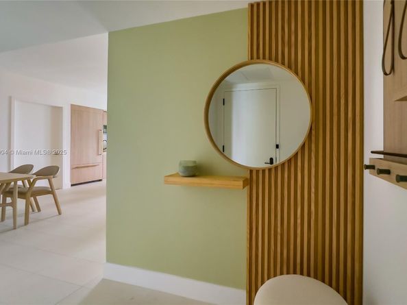 159 NE 6th St 3002, Miami FL 33132