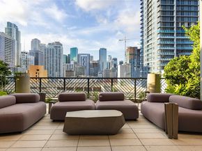 159 NE 6th St 3002, Miami FL 33132