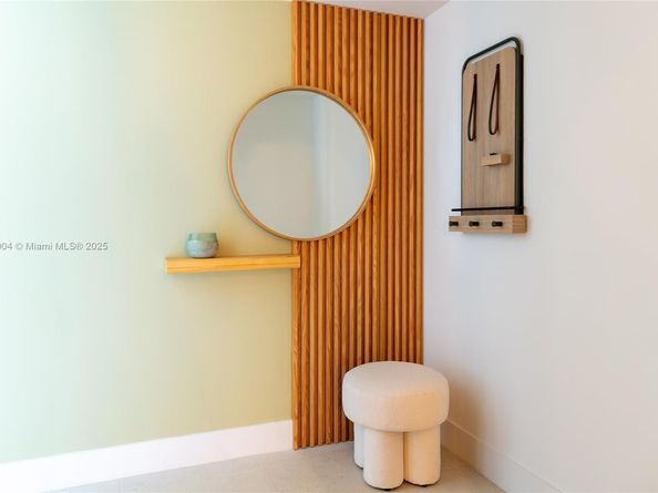 159 NE 6th St 3002, Miami FL 33132