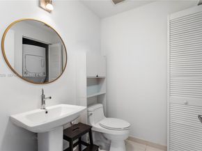 3470 E Coast Ave H0604, Miami FL 33137