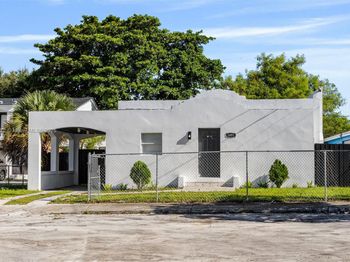 1601 NW 50th St