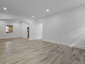 1601 NW 50th St, Miami FL 33142