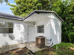 1601 NW 50th St, Miami FL 33142
