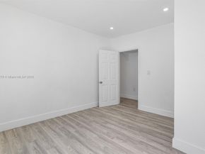 1601 NW 50th St, Miami FL 33142