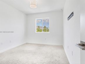 1363 NW 208th Ter, Miami Gardens FL 33169