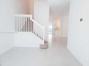 1363 NW 208th Ter, Miami Gardens FL 33169