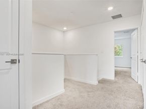 1363 NW 208th Ter, Miami Gardens FL 33169