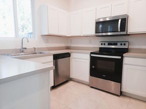 1363 NW 208th Ter, Miami Gardens FL 33169