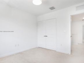 1363 NW 208th Ter, Miami Gardens FL 33169