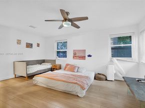 900 Tyler St, Hollywood FL 33019