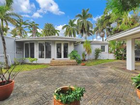 900 Tyler St, Hollywood FL 33019