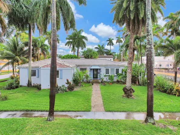 900 Tyler St, Hollywood FL 33019