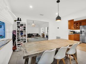 900 Tyler St, Hollywood FL 33019