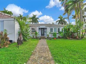 900 Tyler St, Hollywood FL 33019