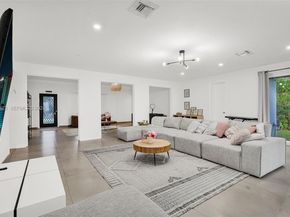 900 Tyler St, Hollywood FL 33019